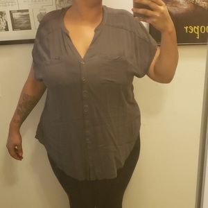 Torrid Gray Button Down Size 2